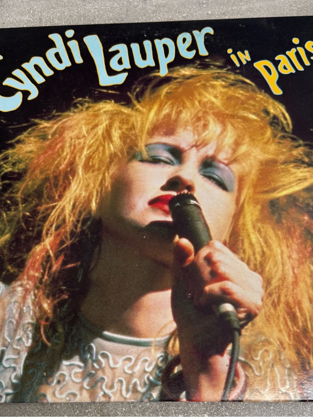 Cyndi Lauper Live in Paris Laserdisc Japan 98-4P-105